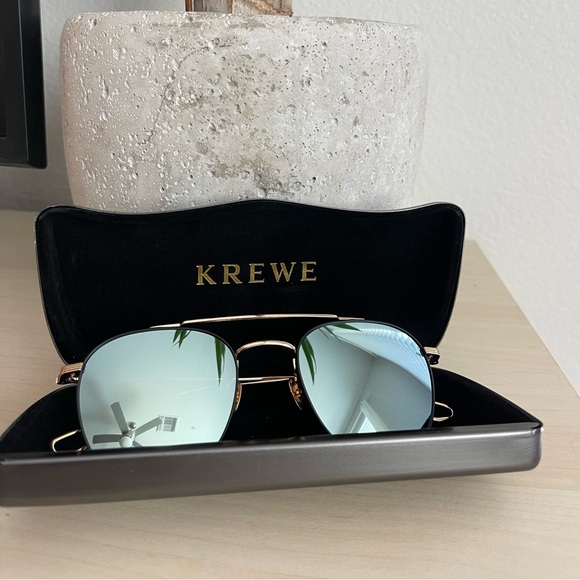 KREWE Accessories Krewe Sunglasses Earhart Matte Black 24k Titanium